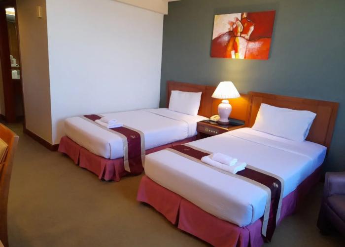 Songphanburi Hotel