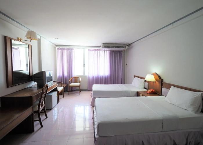 Pachara Hotel and Restaurant