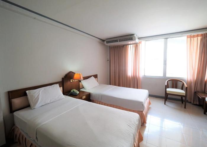 Pachara Hotel and Restaurant