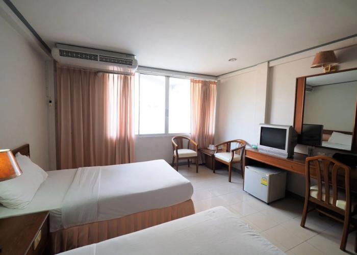 Pachara Hotel and Restaurant