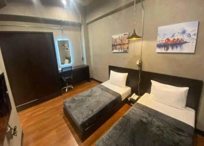 Capital O 75512 Loft Residence
