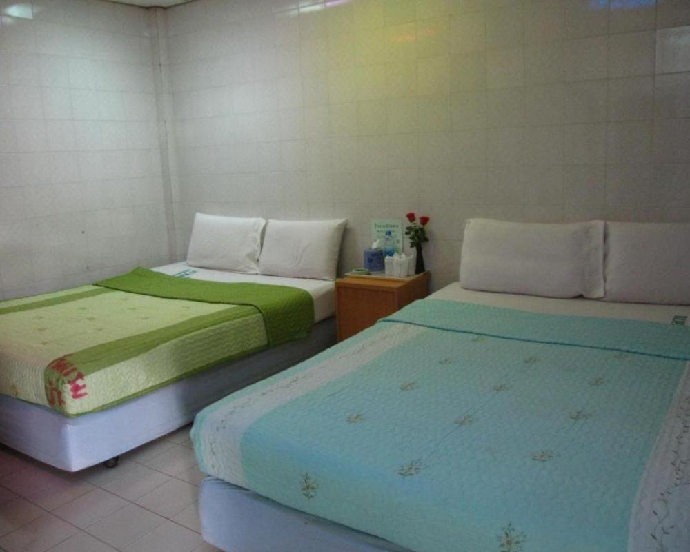 Bualuang Angthong Hotel