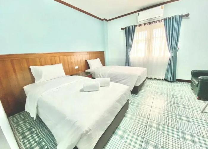 Chainatgrand Hotel