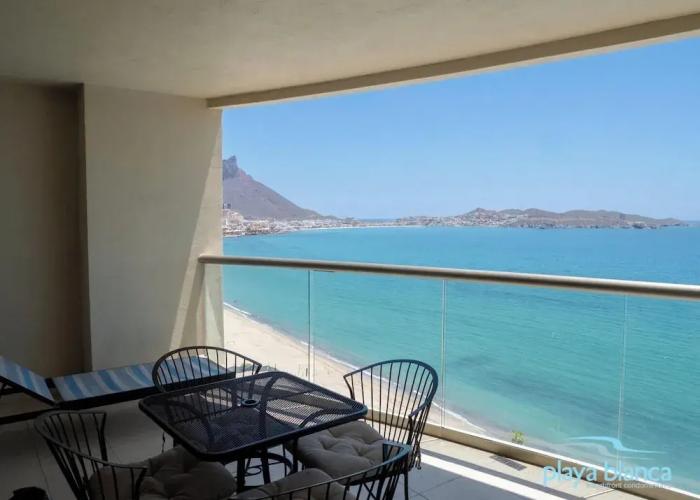 Playa Blanca Premier Resort I