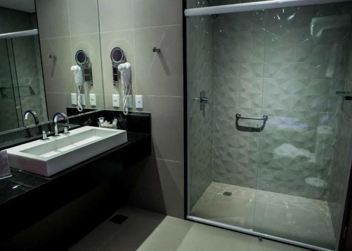 AlphaPark Hotel