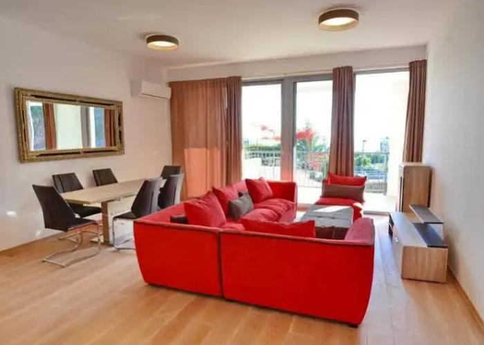 Hec Apartment