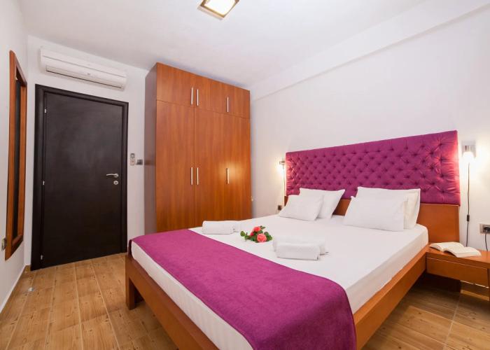 Raymond Apart-hotel