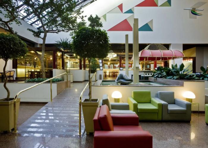 Castro's Park Hotel