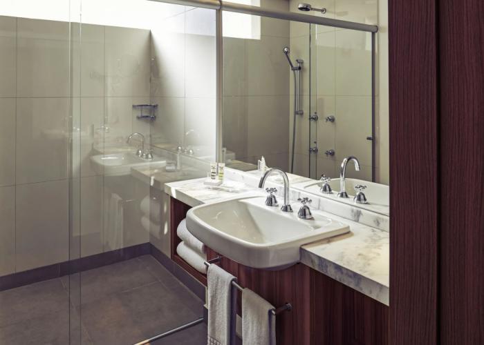 Oft Alfre Hotels