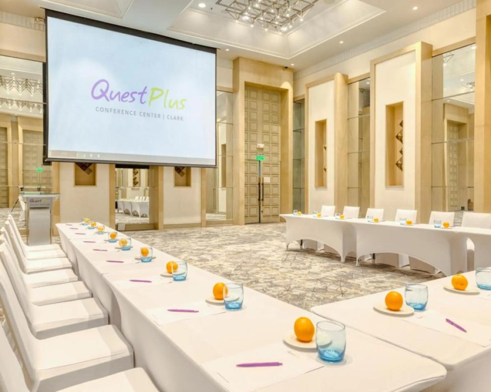 фото Quest Plus Conference Center, Clark