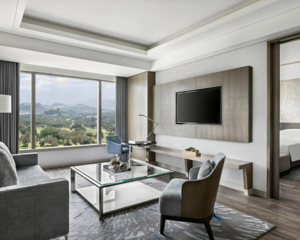 фото Clark Marriott Hotel