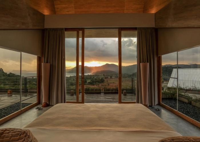 Seven Havens Residence