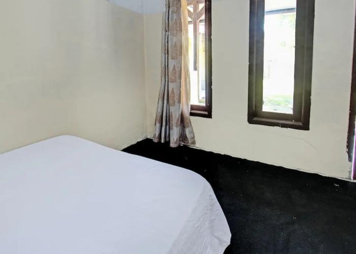 OYO Life 92853 Kost 999