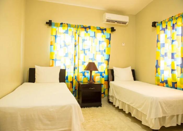 Hunny Bay Resort
