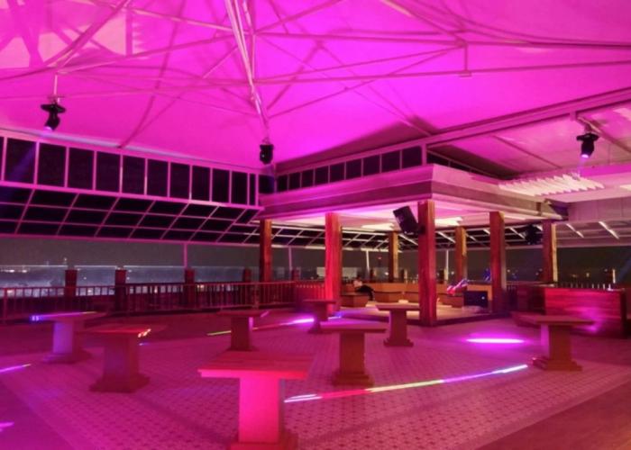 The Grantage Hotel & Sky Lounge