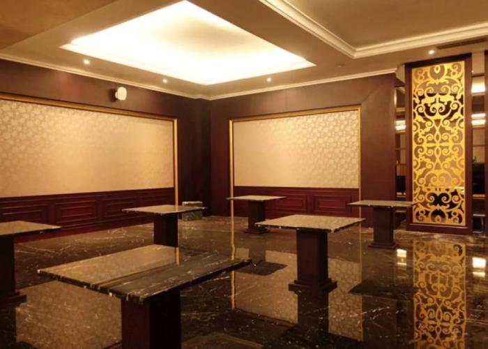 The Grantage Hotel & Sky Lounge
