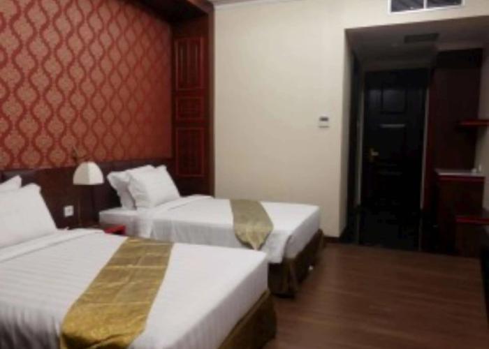 The Grantage Hotel & Sky Lounge