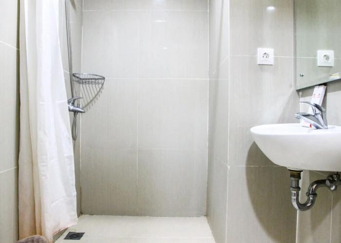 Pool View Studio Ara Residance Apartement Near Gading Serpong
