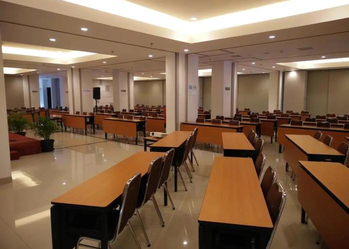 Amaris Hotel Citra Raya – Tangerang