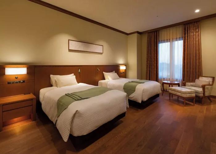 Grand Empire Hotel