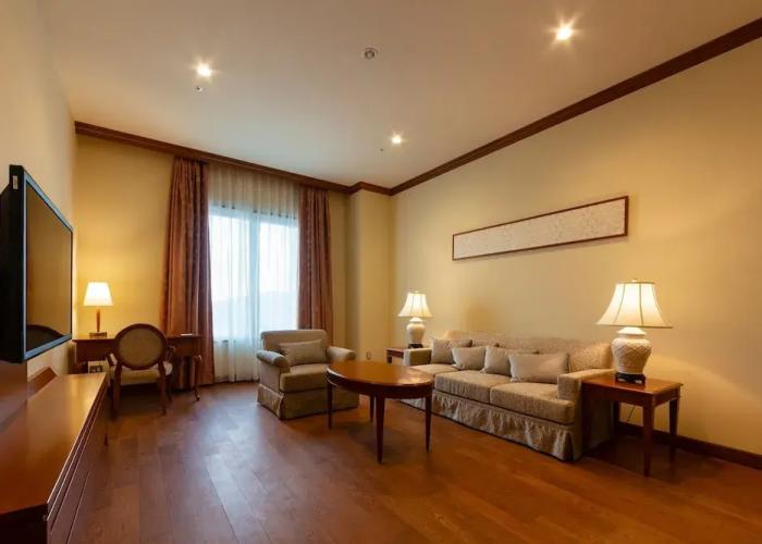 Grand Empire Hotel