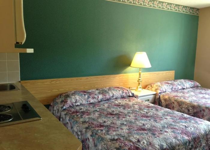 Sundre Motor Inn