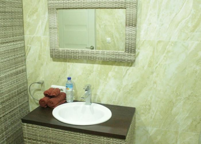 Meno Mojo Beach Resort