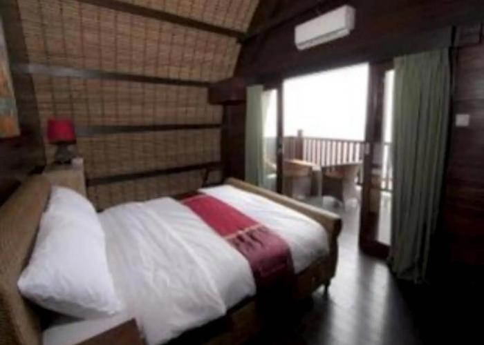 Meno Mojo Beach Resort