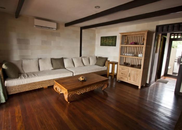 Meno Mojo Beach Resort