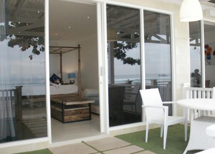 Meno Mojo Beach Resort