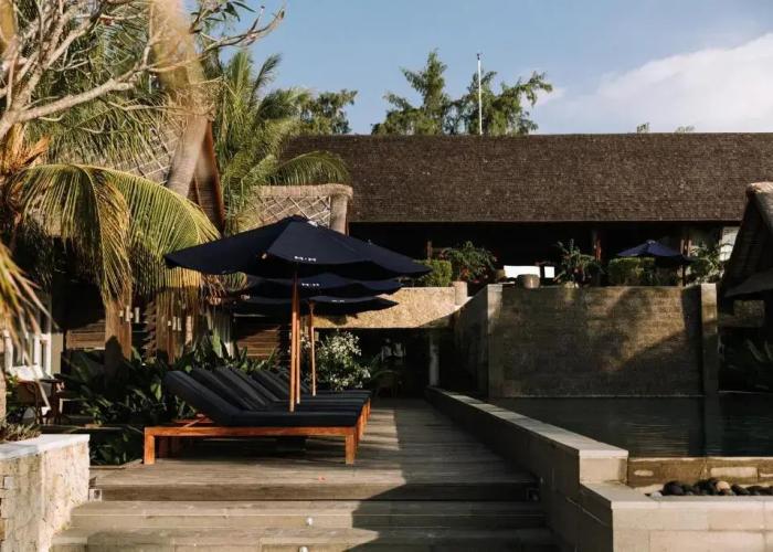 Meno House