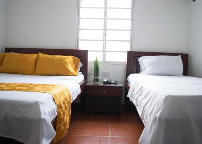 Hotel Avenida 3 Real