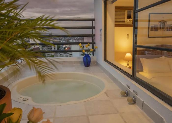 Travelers Apartamentos & Suites Castellón de Juanambú