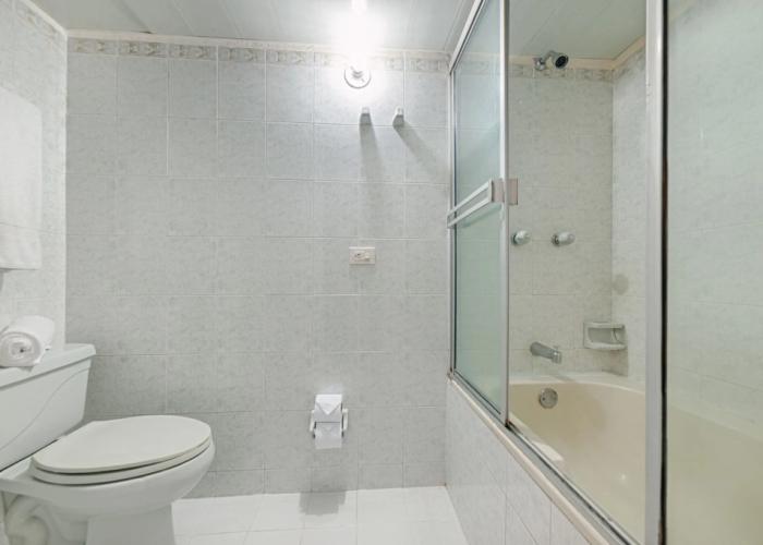 TAMA Hotel Granada Real Cali