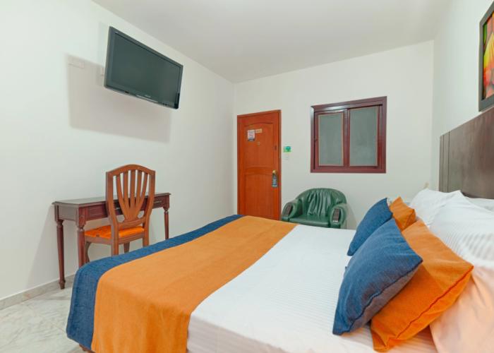 TAMA Hotel Granada Real Cali