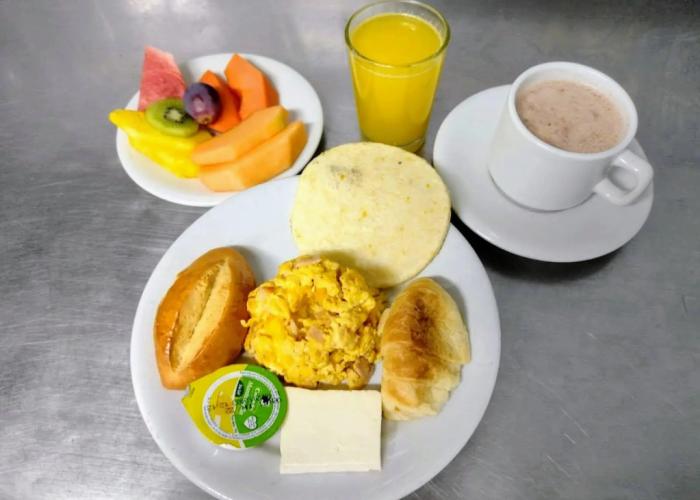 Hotel Plaza Versalles