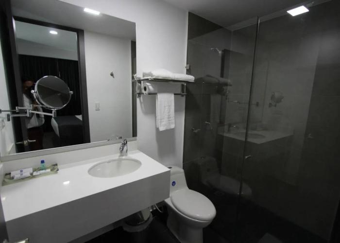 Hotel San Fernando Real