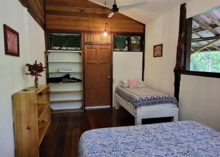 Casa Cayuco Eco-Adventure Lodge