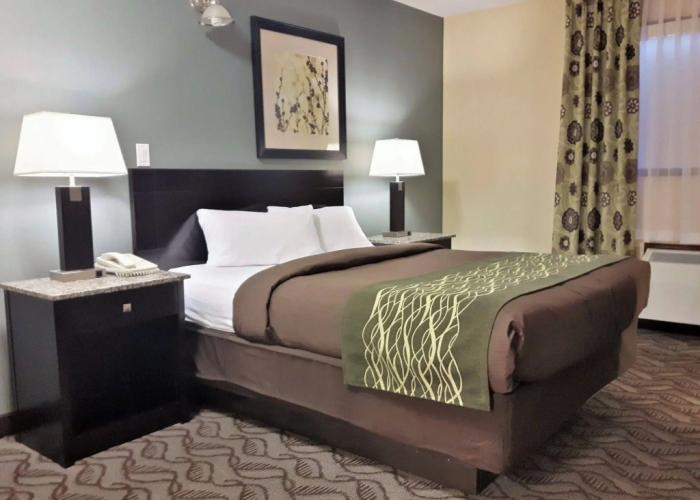 Lacombe Motor Inn