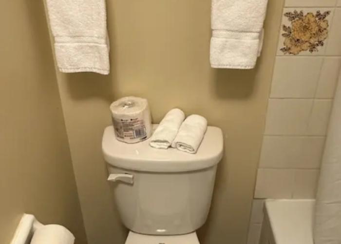 Lacombe Motor Inn