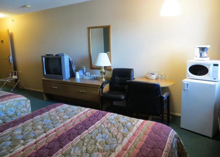 Travelodge by Wyndham Lacombe