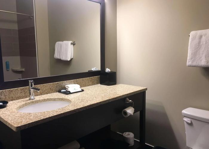 Best Western Plus Lacombe Inn & Suites