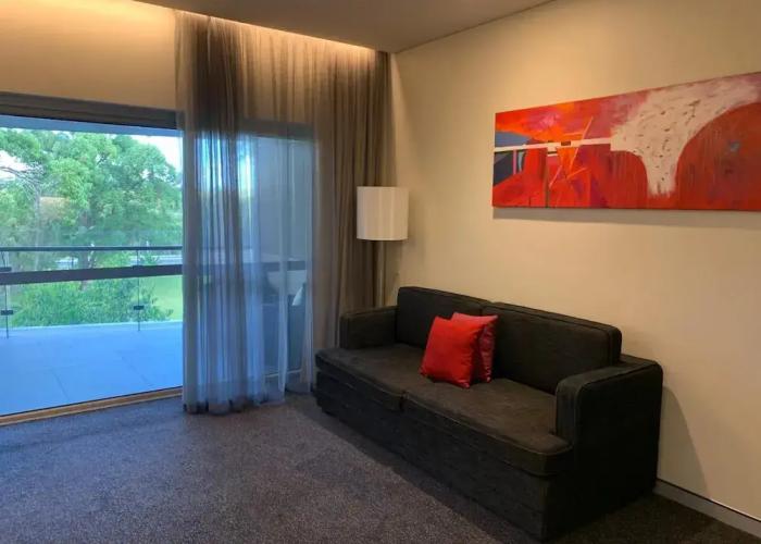 Alexandra Hills Hotel Suites