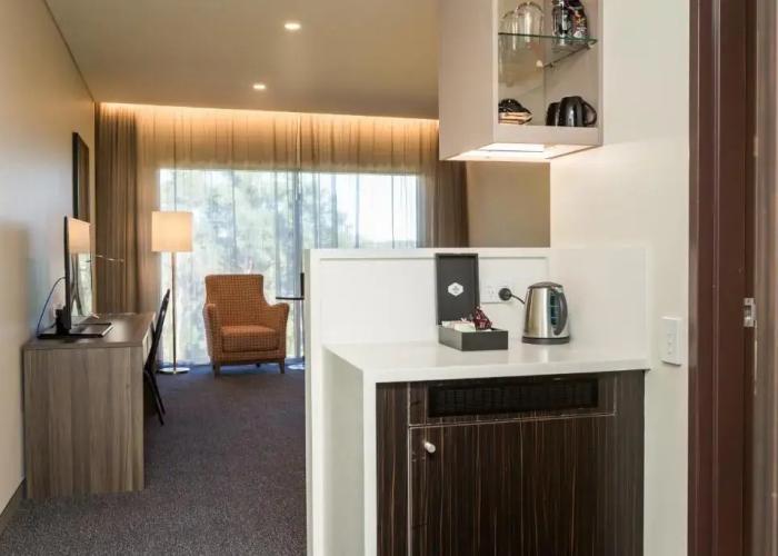 Alexandra Hills Hotel