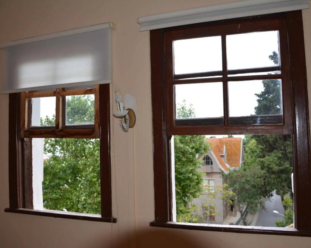 фото Büyükada Anastasia Meziki History Mansion