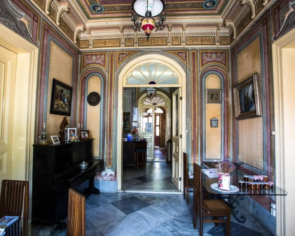 фото Büyükada Anastasia Meziki History Mansion