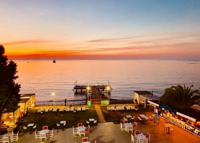 Grand Koru Otel Beach