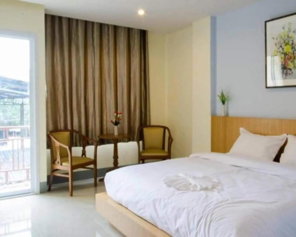 фото The Impress Sisaket