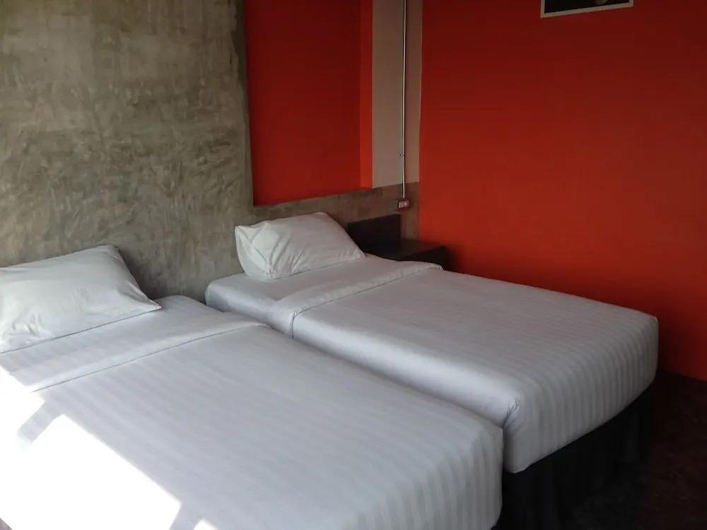 фото Pornsiri Hotel Sisaket