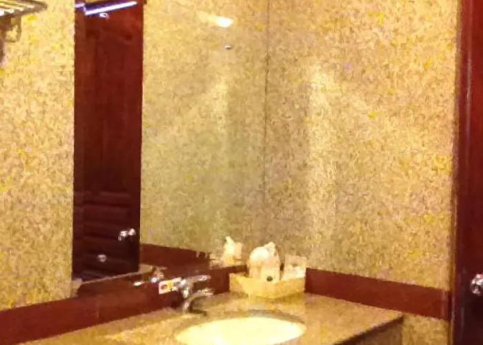 Maneerote Hotel Surin